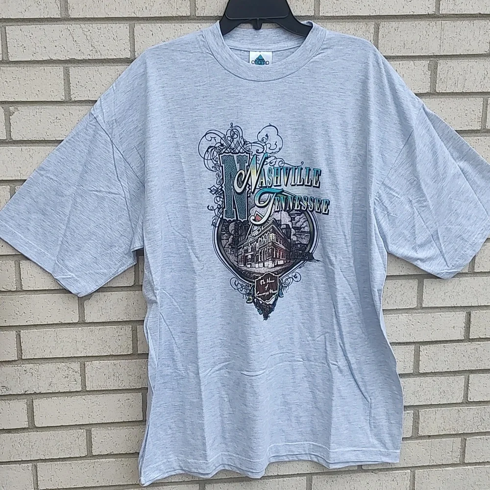 Nashville Tennessee T-shirt - Picture 5 of 9